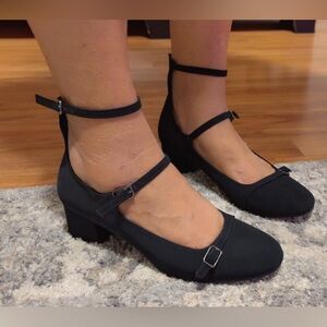 Forever 21 Black Ankle Strap Flats